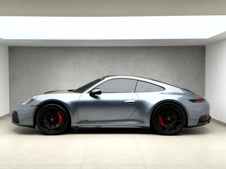 PORSCHE 911 — foto 17