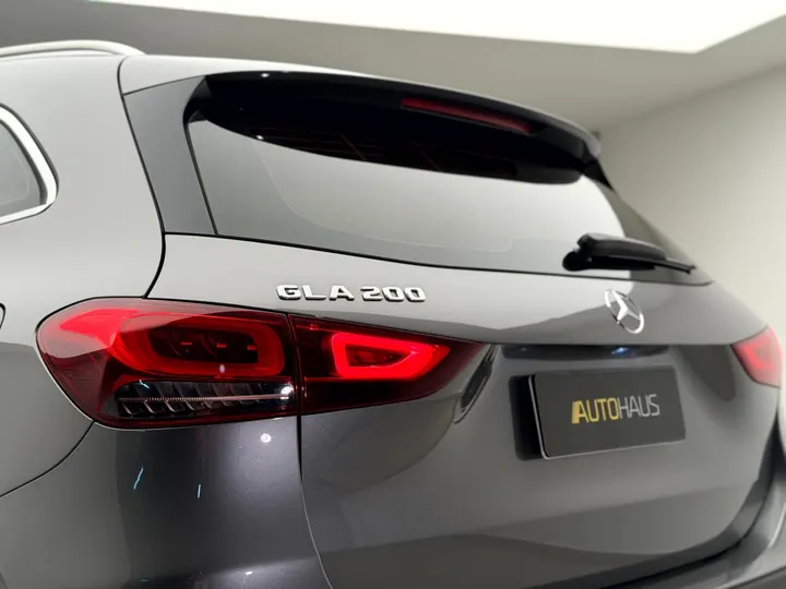 MERCEDES-BENZ GLA 200 — foto 20