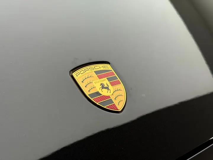 PORSCHE 911 — foto 7