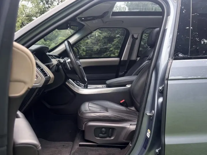 LAND ROVER RANGE ROVER SPORT — foto 5