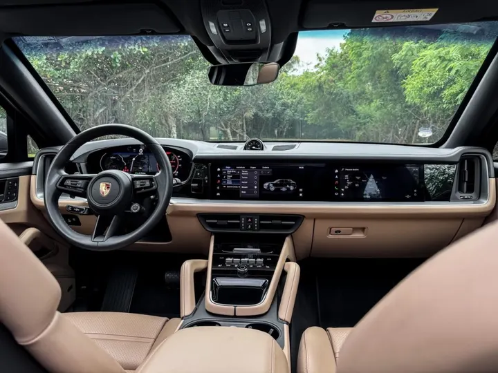 PORSCHE CAYENNE — foto 11