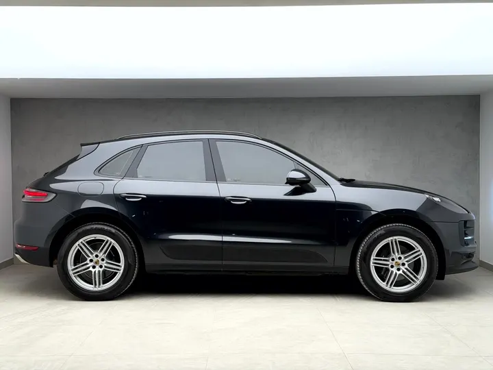 PORSCHE MACAN — foto 14