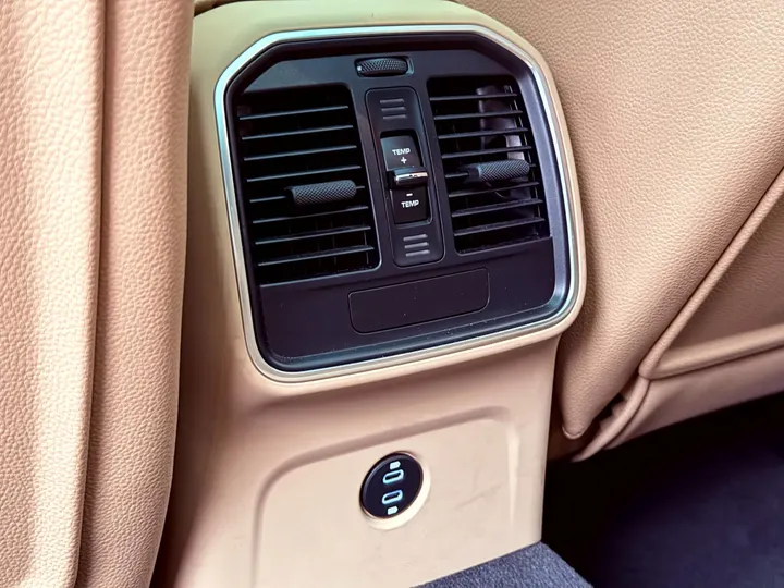 PORSCHE MACAN — foto 16