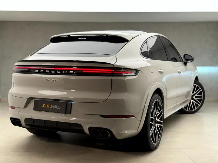 PORSCHE CAYENNE — foto 20