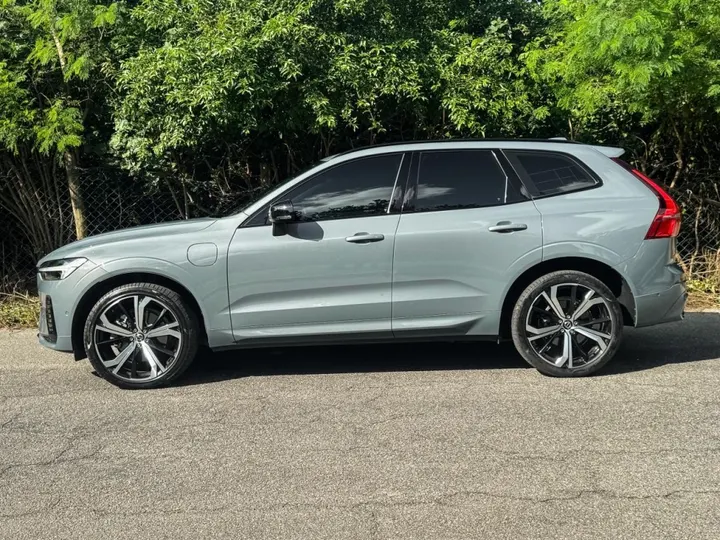 VOLVO XC60 — foto 10