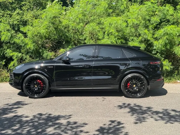 PORSCHE CAYENNE — foto 15