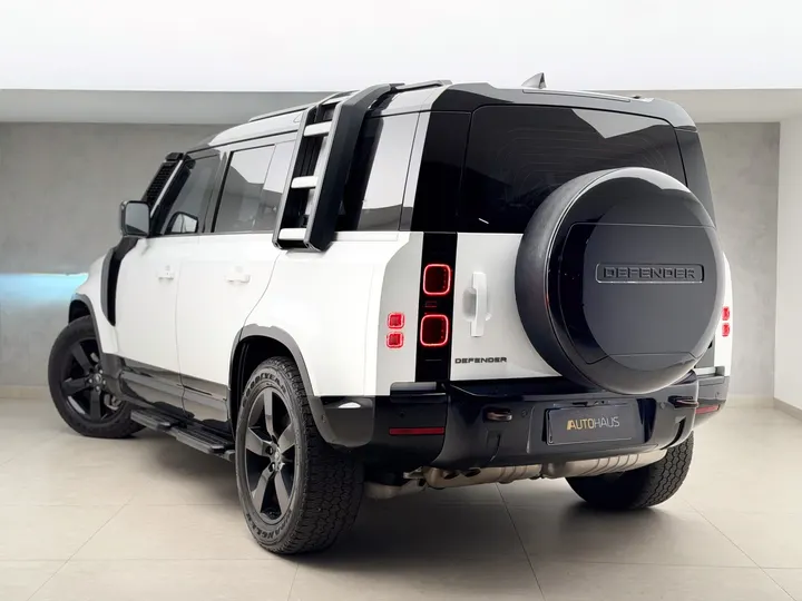 LAND ROVER DEFENDER — foto 17