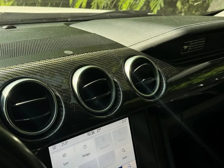 FORD MUSTANG — foto 9