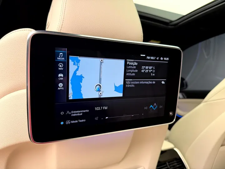 BMW X5 — foto 17