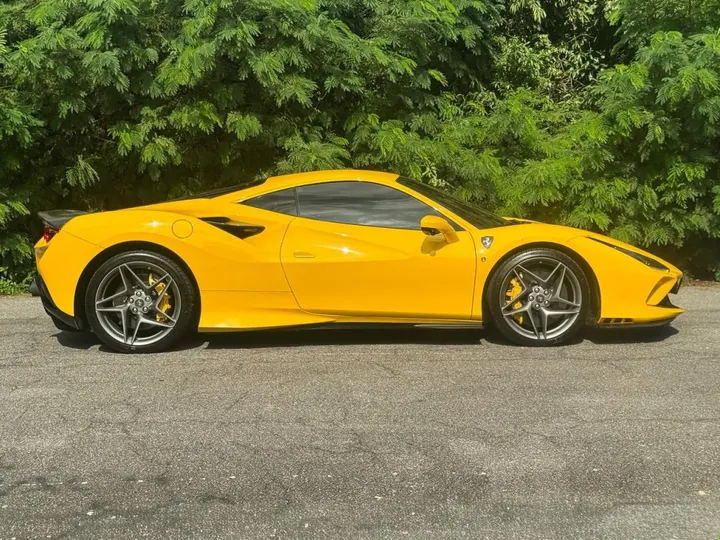 FERRARI F8 TRIBUTO — foto 16