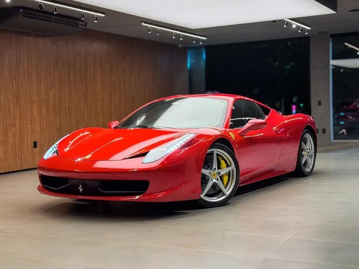 FERRARI 458 ITALIA — foto 3