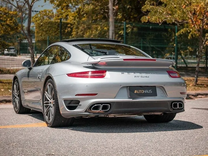 PORSCHE 911 — foto 4