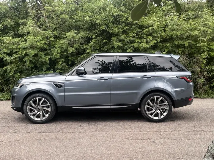 LAND ROVER RANGE ROVER SPORT — foto 13