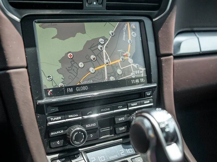 PORSCHE 911 — foto 19