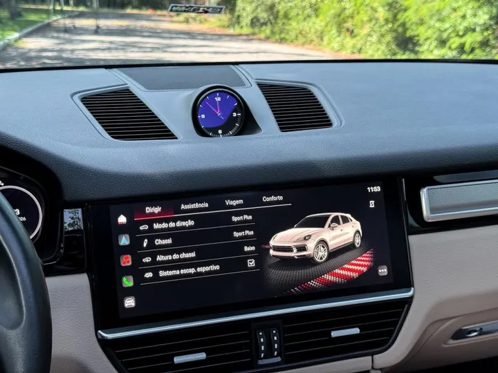 PORSCHE CAYENNE — foto 11