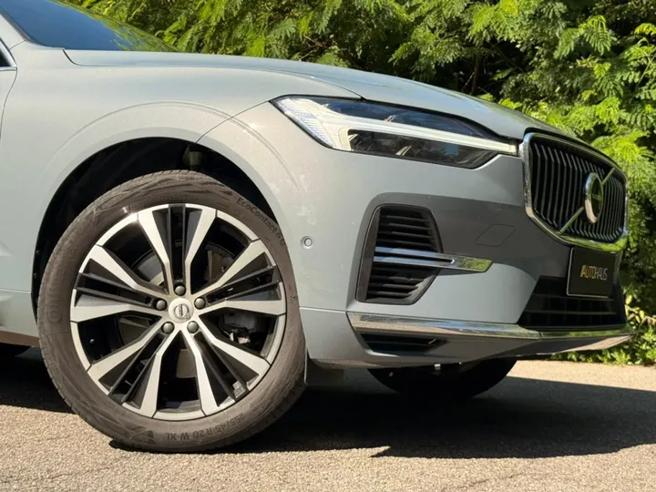 VOLVO XC60 — foto 2