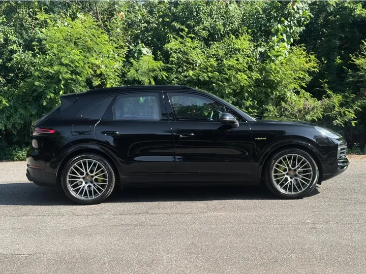 PORSCHE CAYENNE — foto 5