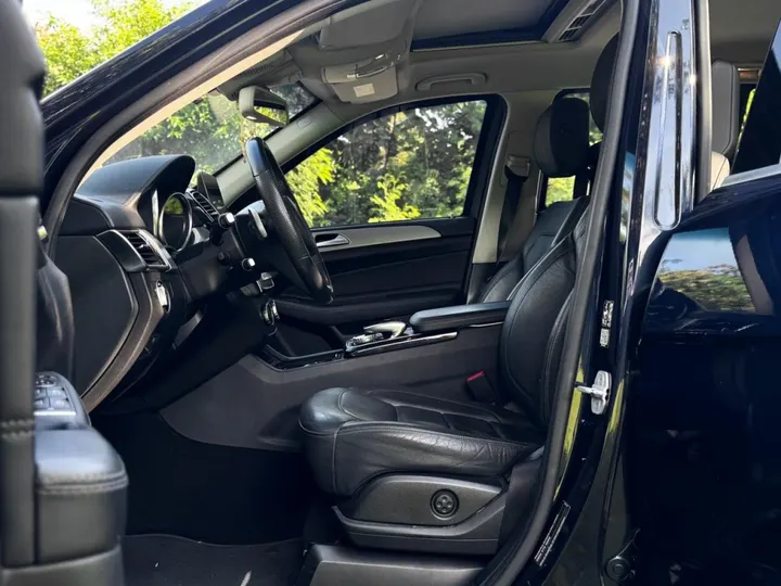 MERCEDES-BENZ GLS 350 — foto 4