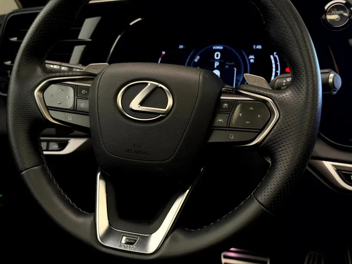 LEXUS RX 500h — foto 9