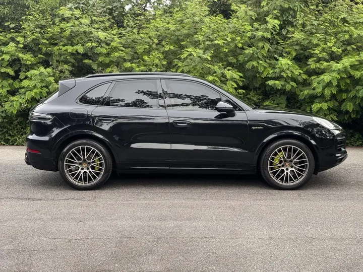 PORSCHE CAYENNE — foto 15
