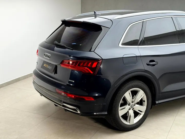 AUDI Q5 — foto 21