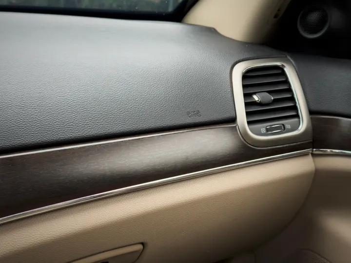 JEEP GRAND CHEROKEE — foto 12