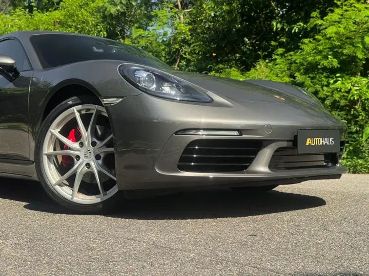 PORSCHE 718 — foto 3