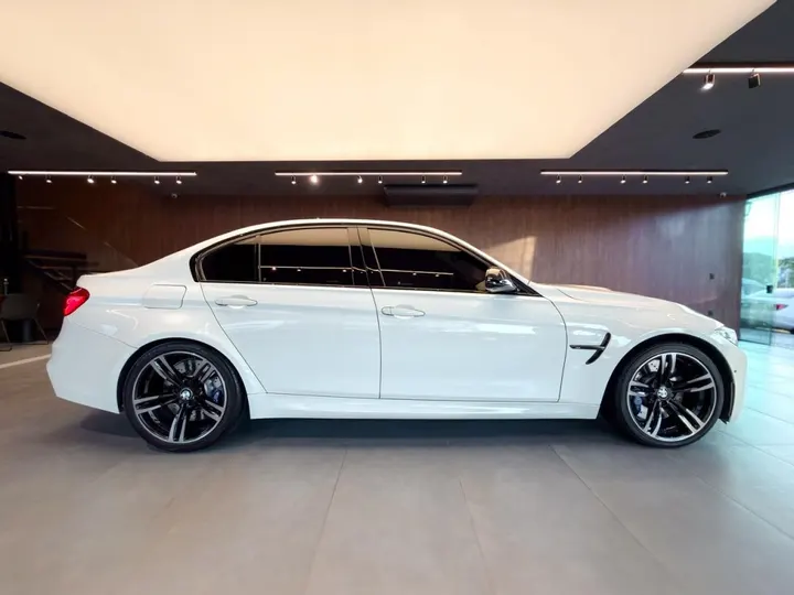 BMW M3 — foto 11