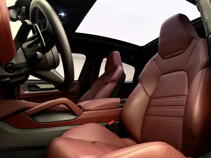 PORSCHE CAYENNE — foto 5