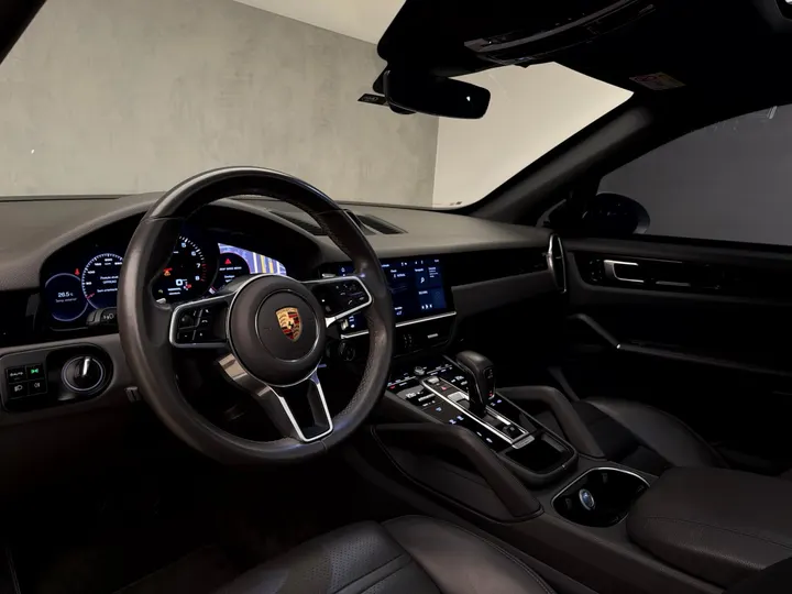 PORSCHE CAYENNE — foto 7