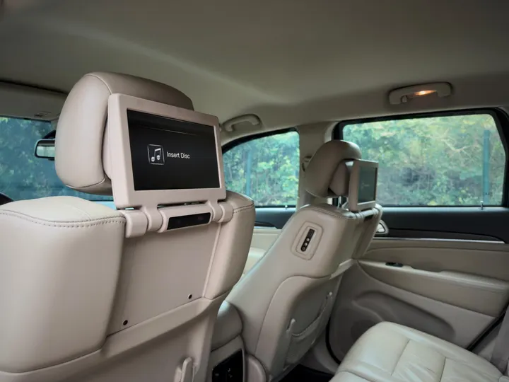 JEEP GRAND CHEROKEE — foto 16