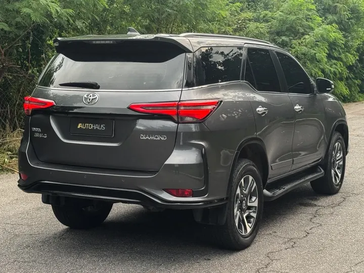 TOYOTA HILUX SW4 — foto 14