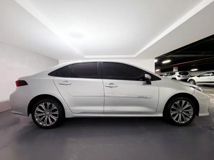 TOYOTA COROLLA — foto 10