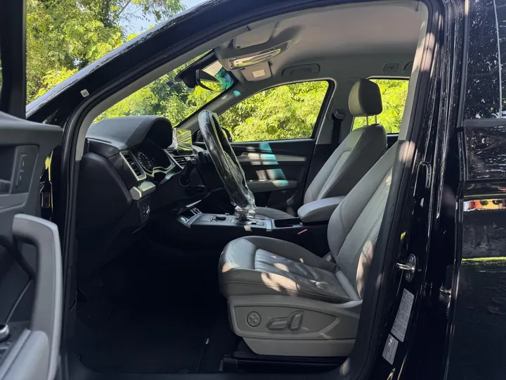 AUDI Q5 — foto 9