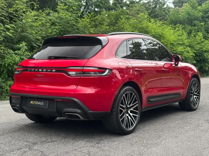PORSCHE MACAN — foto 17