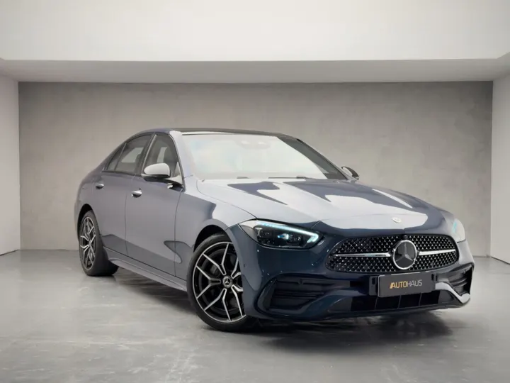 MERCEDES-BENZ C 300 — foto 5