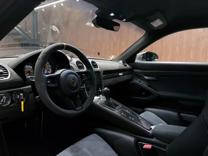 PORSCHE 718 — foto 4