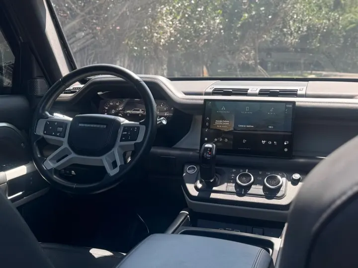 LAND ROVER DEFENDER — foto 7