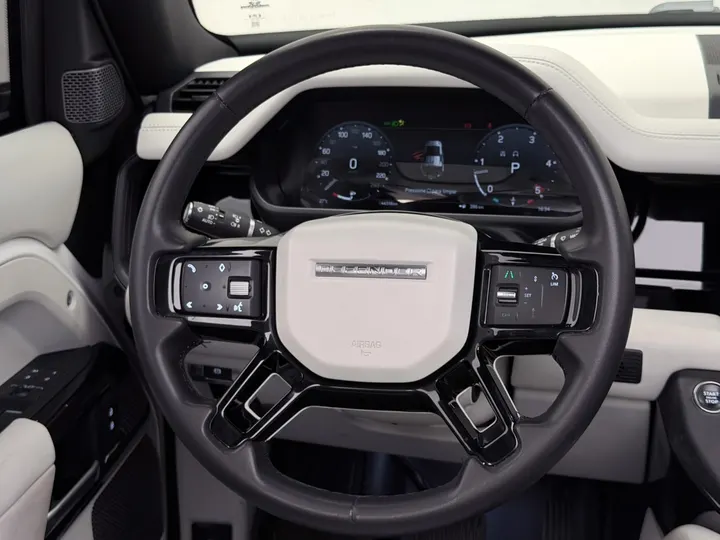 LAND ROVER DEFENDER — foto 7