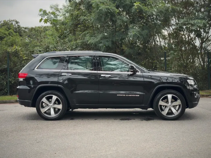 JEEP GRAND CHEROKEE — foto 14