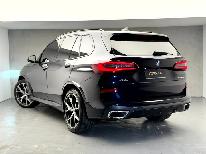 BMW X5 — foto 18