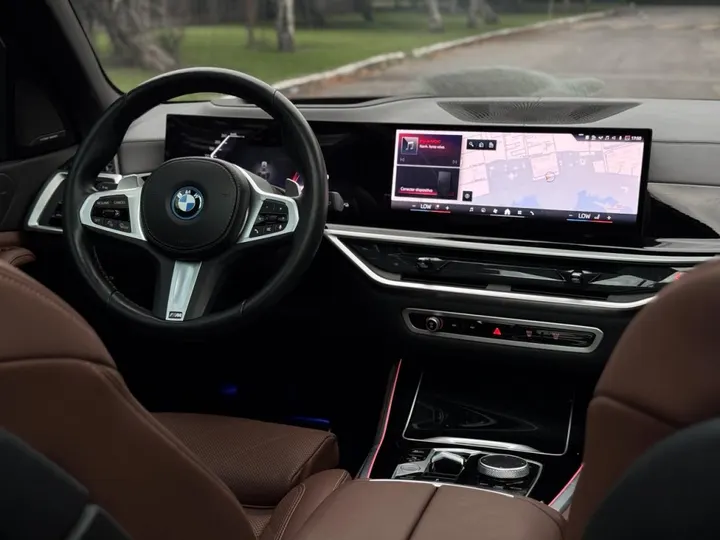 BMW X5 — foto 7