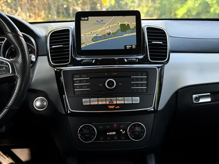 MERCEDES-BENZ GLS 350 — foto 6