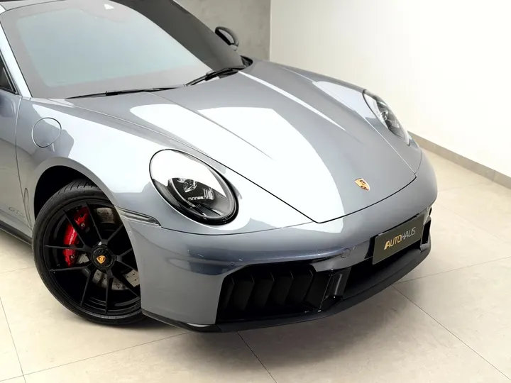 PORSCHE 911 — foto 5