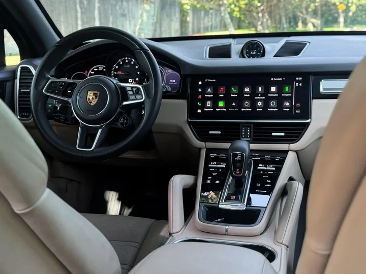 PORSCHE CAYENNE — foto 8