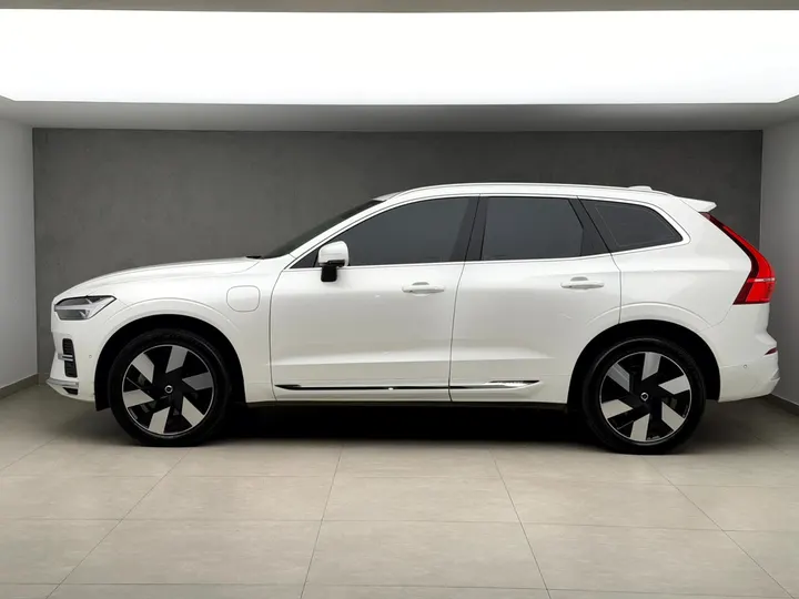 VOLVO XC60 — foto 14
