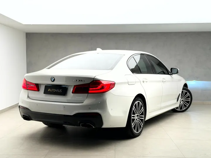 BMW 530e — foto 20