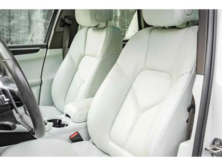 PORSCHE MACAN — foto 10