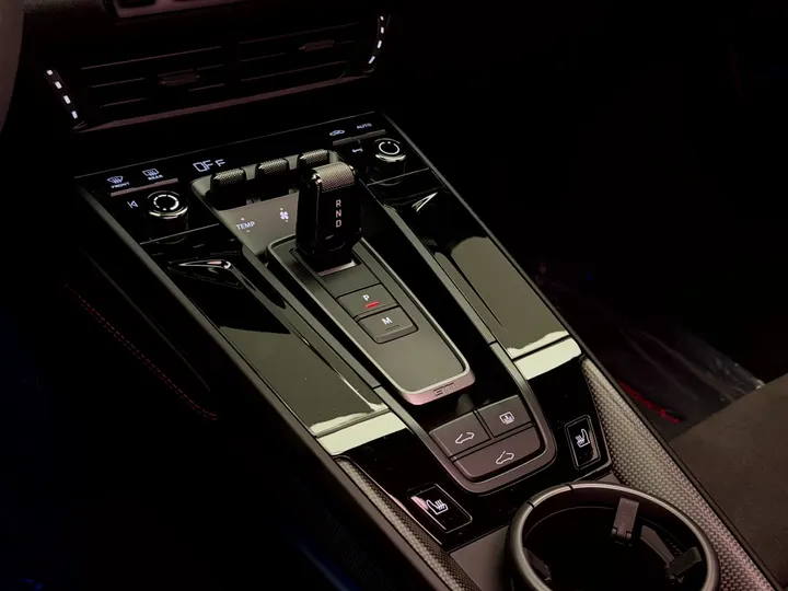PORSCHE 911 — foto 14