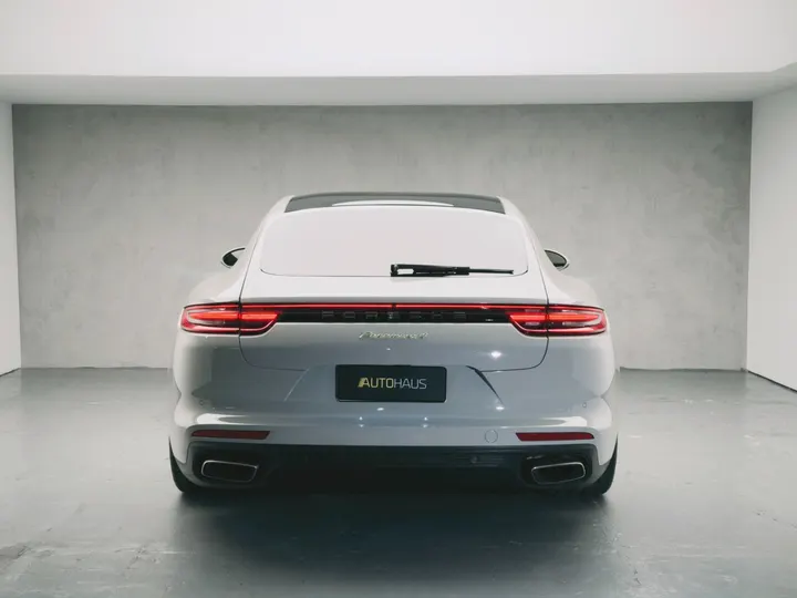 PORSCHE PANAMERA — foto 19